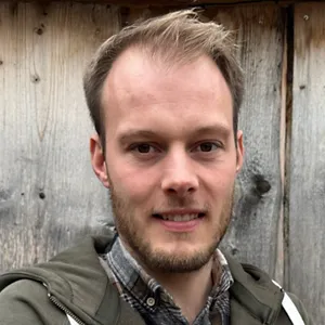 de_sbe_portrait_Jascha_Stegemann_750x1000 de_sbe_portrait_Jascha_Stegemann_750x1000